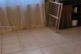 17901 NW 68th Ave, Hialeah, FL 33015 - Photo 11