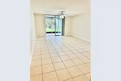 300 NE 12th Ave #101, Hallandale Beach, FL 33009 - Photo 17