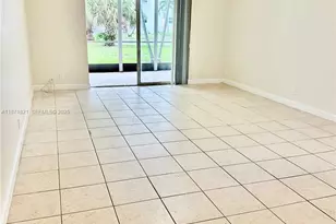 300 NE 12th Ave, Hallandale Beach, FL 33009 - Photo 17