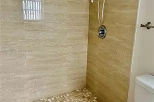 300 NE 12th Ave, Hallandale Beach, FL 33009 - Photo 9