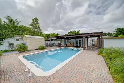 1070 NW 132nd St, North Miami, FL 33168 - Photo 19