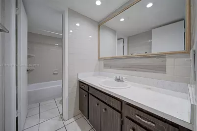 10400 SW 108th Ave #A407, Miami, FL 33176 - Photo 9