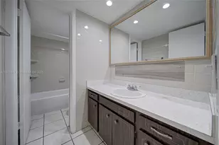 10400 SW 108th Ave, Miami, FL 33176 - Photo 9