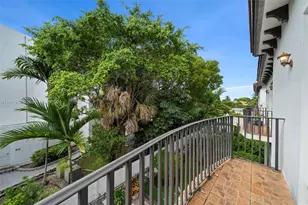 3506 NE 166th St, North Miami Beach, FL 33160 - Photo 27