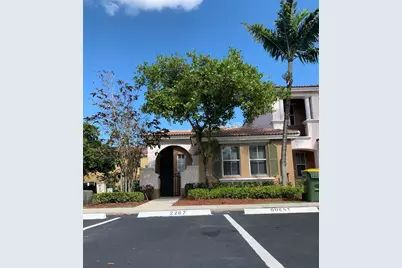 2267 NE 42nd Cir #2267, Homestead, FL 33033 - Photo 1