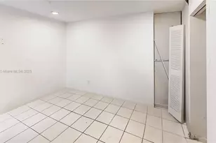 15166 SW 94th Terrace, Miami, FL 33196 - Photo 17