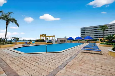 7601 E Treasure Dr #2222, North Bay Village, FL 33141 - Photo 13