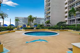 7601 E Treasure Dr, North Bay Village, FL 33141 - Photo 15