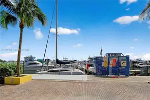 7601 E Treasure Dr, North Bay Village, FL 33141 - Photo 21