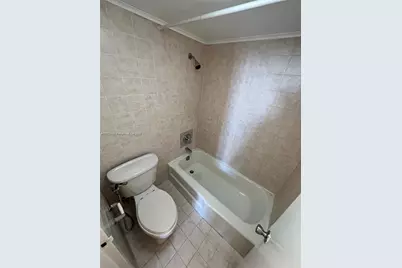 2000 NE 135th St #905, North Miami, FL 33181 - Photo 9