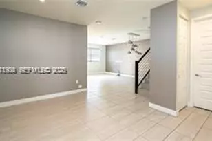 10574 NW 81st Terrace, Doral, FL 33178 - Photo 11