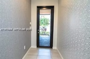 10574 NW 81st Terrace, Doral, FL 33178 - Photo 7