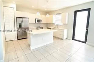 10574 NW 81st Terrace, Doral, FL 33178 - Photo 19