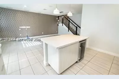 10574 NW 81st Ter, Doral, FL 33178 - Photo 17