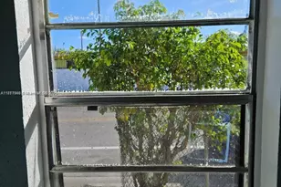 613 NW 27th Ave, Fort Lauderdale, FL 33311 - Photo 13