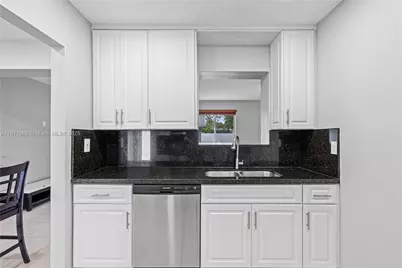 11740 SW 182nd Ter, Miami, FL 33177 - Photo 13