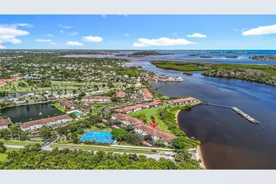 6082 SE Landing Way #11, Stuart, FL 34997 - Photo 3