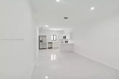 1844 NW 33rd St, Miami, FL 33142 - Photo 7