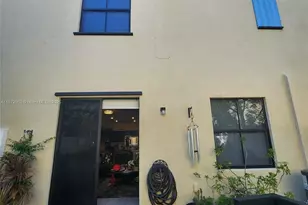 10387 W 33rd Ln, Hialeah, FL 33018 - Photo 5