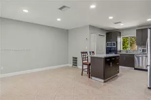 10615 SW 200th St, Cutler Bay, FL 33157 - Photo 25