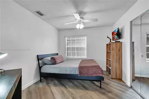 1361 Seagrape Cir, Weston, FL 33326 - Photo 23