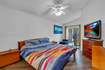 1361 Seagrape Cir, Weston, FL 33326 - Photo 19