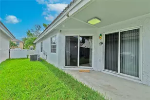1361 Seagrape Cir, Weston, FL 33326 - Photo 27