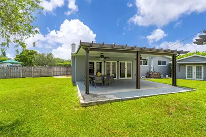 9091 SW 49th St, Cooper City, FL 33328 - Photo 25