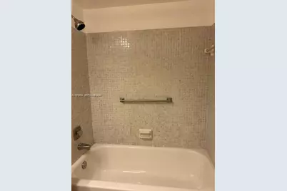 19 Newport A #19, Deerfield Beach, FL 33442 - Photo 9