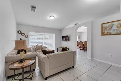 13471 SW 278th Ter, Homestead, FL 33032 - Photo 5