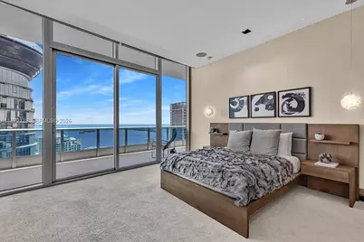 200 Biscayne Boulevard Way #PH 5401, Miami, FL 33131 - Photo 19