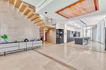 200 Biscayne Boulevard Way #PH 5401, Miami, FL 33131 - Photo 3