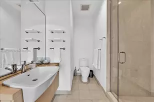 200 Biscayne Blvd Way, Miami, FL 33131 - Photo 33