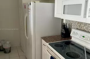 1155 Brickell Bay Dr, Miami, FL 33131 - Photo 9