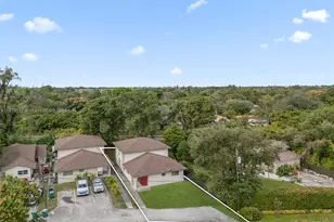 11330 Peachtree Dr, Miami, FL 33161 - Photo 3