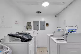 8001 Crespi Blvd, Miami Beach, FL 33141 - Photo 21