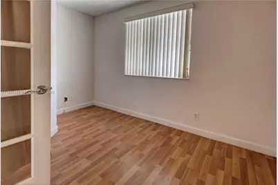 4952 N Hemingway Cir #4952, Margate, FL 33063 - Photo 5