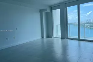 9821 E Bay Harbor Dr, Bay Harbor Islands, FL 33154 - Photo 15