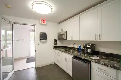 401 Golden Isles Dr #702, Hallandale Beach, FL 33009 - Photo 31