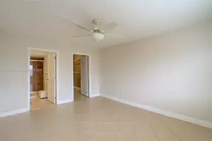 401 Golden Isles Dr, Hallandale Beach, FL 33009 - Photo 19