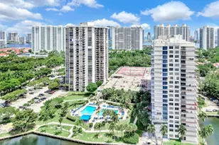 18181 NE 31st Ct, Aventura, FL 33160 - Photo 23