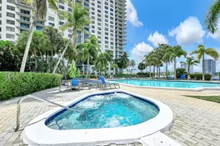 18181 NE 31st Ct, Aventura, FL 33160 - Photo 25