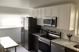 8350 Sands Point Blvd, Tamarac, FL 33321 - Photo 9