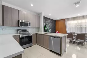 8174 NW 114th Pl, Doral, FL 33178 - Photo 43