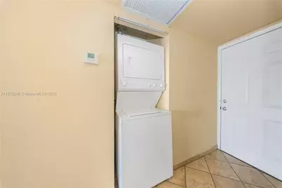 5689 W 28th Ave #5689, Hialeah, FL 33016 - Photo 11