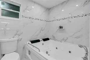 1025 NW 128th Ct, Miami, FL 33182 - Photo 29