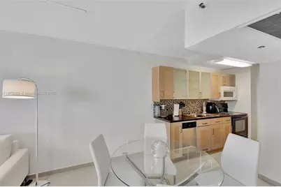 100 Lincoln Rd #417, Miami Beach, FL 33139 - Photo 13