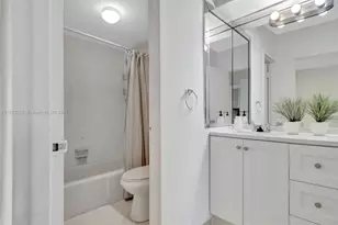 100 Lincoln Rd, Miami Beach, FL 33139 - Photo 17