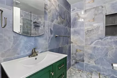 2681 NW 63rd Ave, Margate, FL 33063 - Photo 5