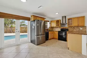 2681 NW 63rd Ave, Margate, FL 33063 - Photo 3